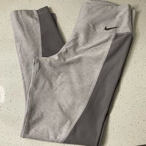 Grey Nike size L tights